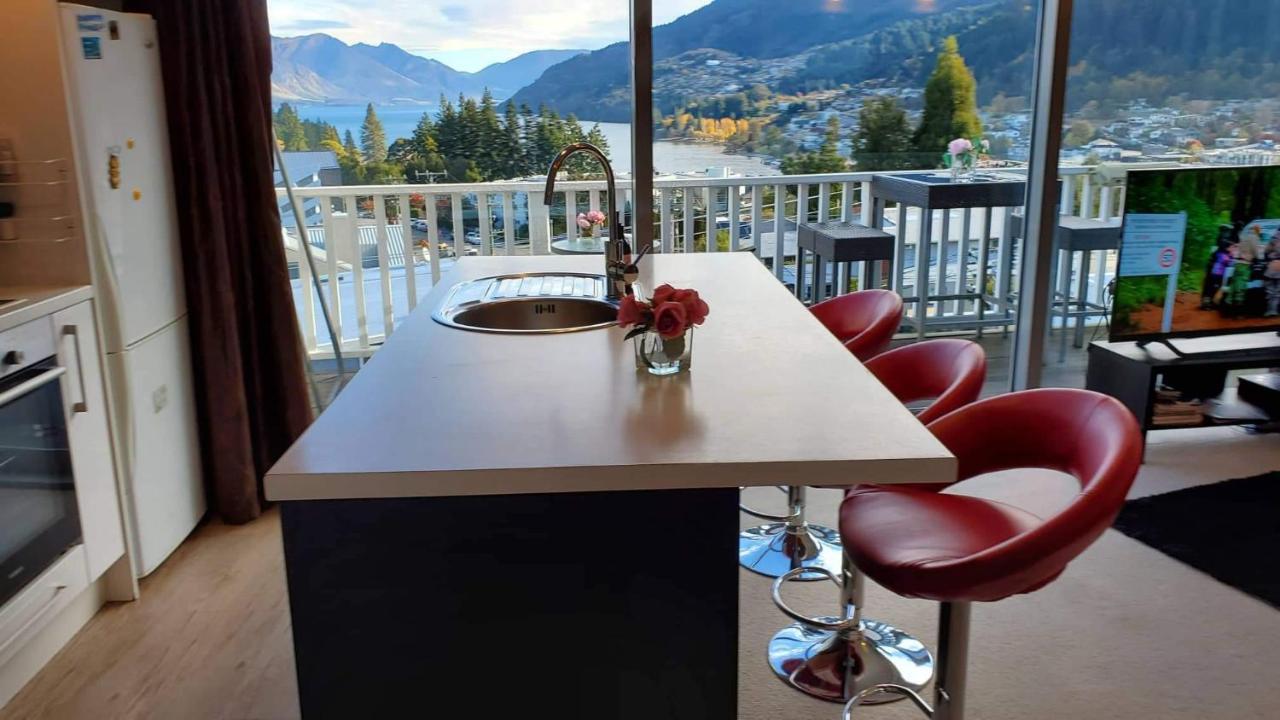 Central Lakeview Apartment With Amazing Rooftop 镇上湖景三室套房 Queenstown Buitenkant foto