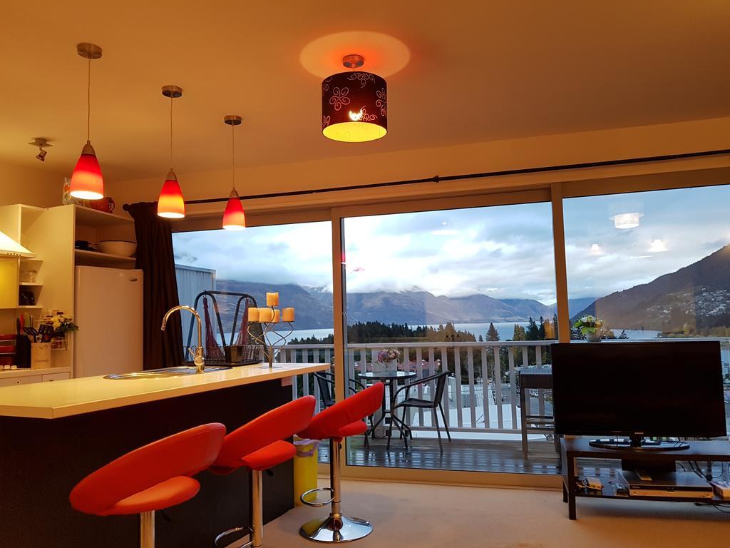 Central Lakeview Apartment With Amazing Rooftop 镇上湖景三室套房 Queenstown Buitenkant foto