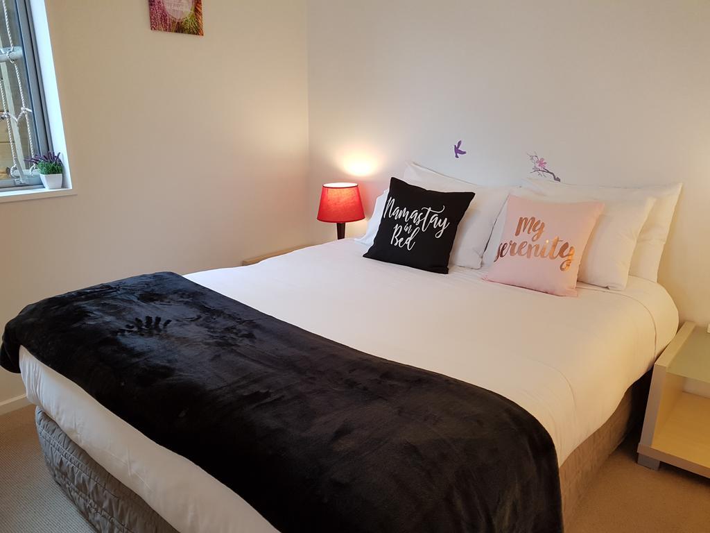 Central Lakeview Apartment With Amazing Rooftop 镇上湖景三室套房 Queenstown Buitenkant foto